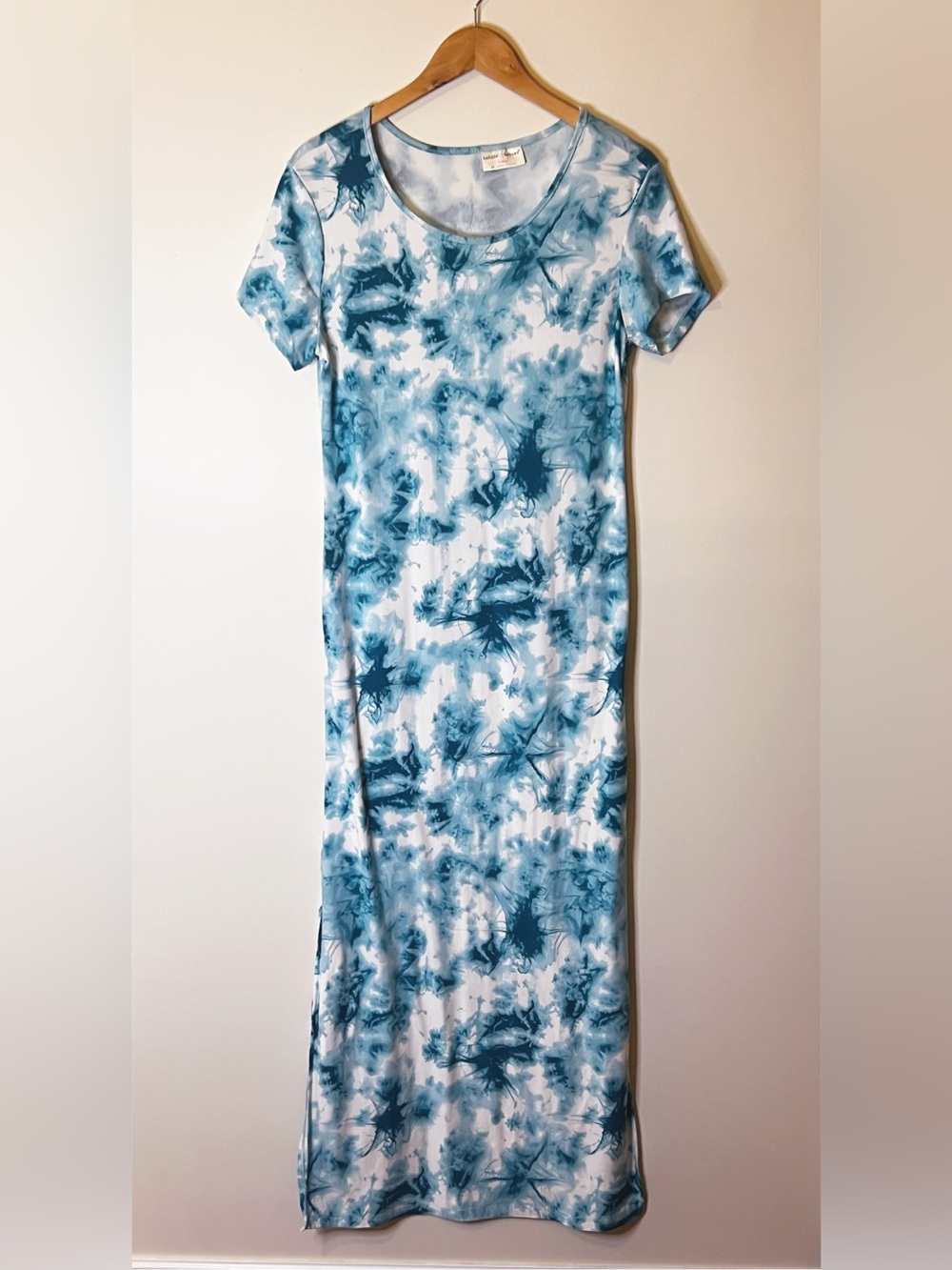 Bobbie Brooks White and Blue Tie-Dye Maxi Dress